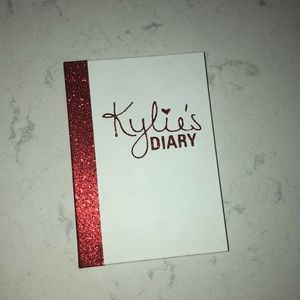Kylie’s Diary Eyeshadow Palette